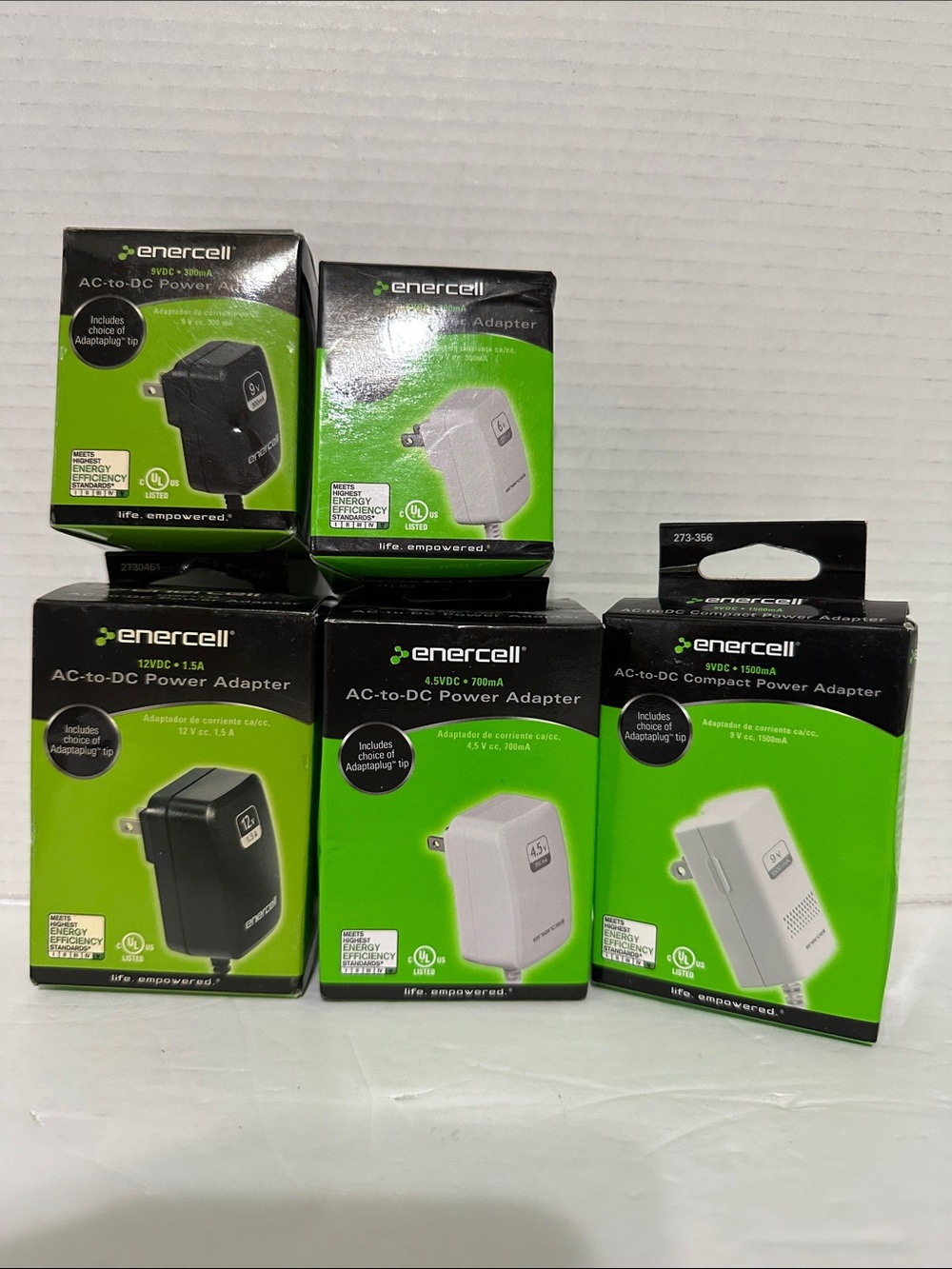Enercell AC-to-DC Power Adapter - Black & White (Pack) Varied Lot of 5 NOS